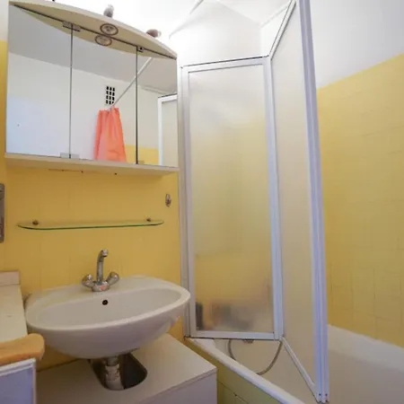 Charming In Billancourt
